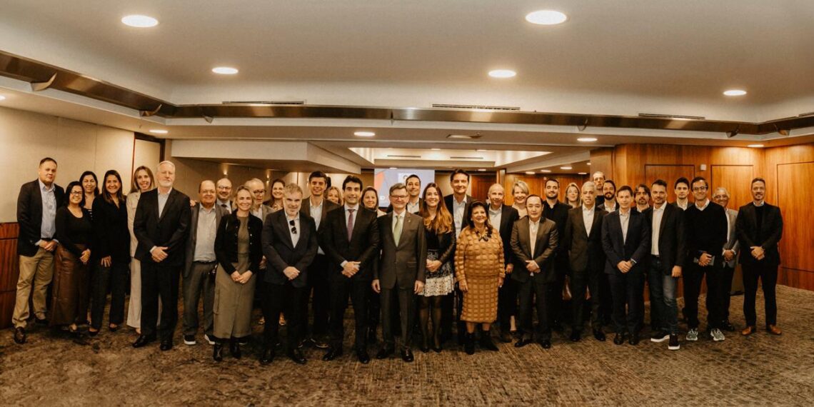 Gabriel Galípolo, presidente do Banco Central, se reúne com executivos do varejo