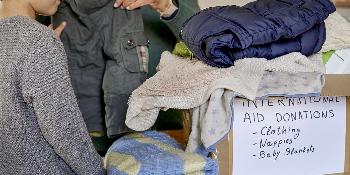 Logística solidária: Clique Retire planeja arrecadar 10 mil agasalhos em seus smart lockers