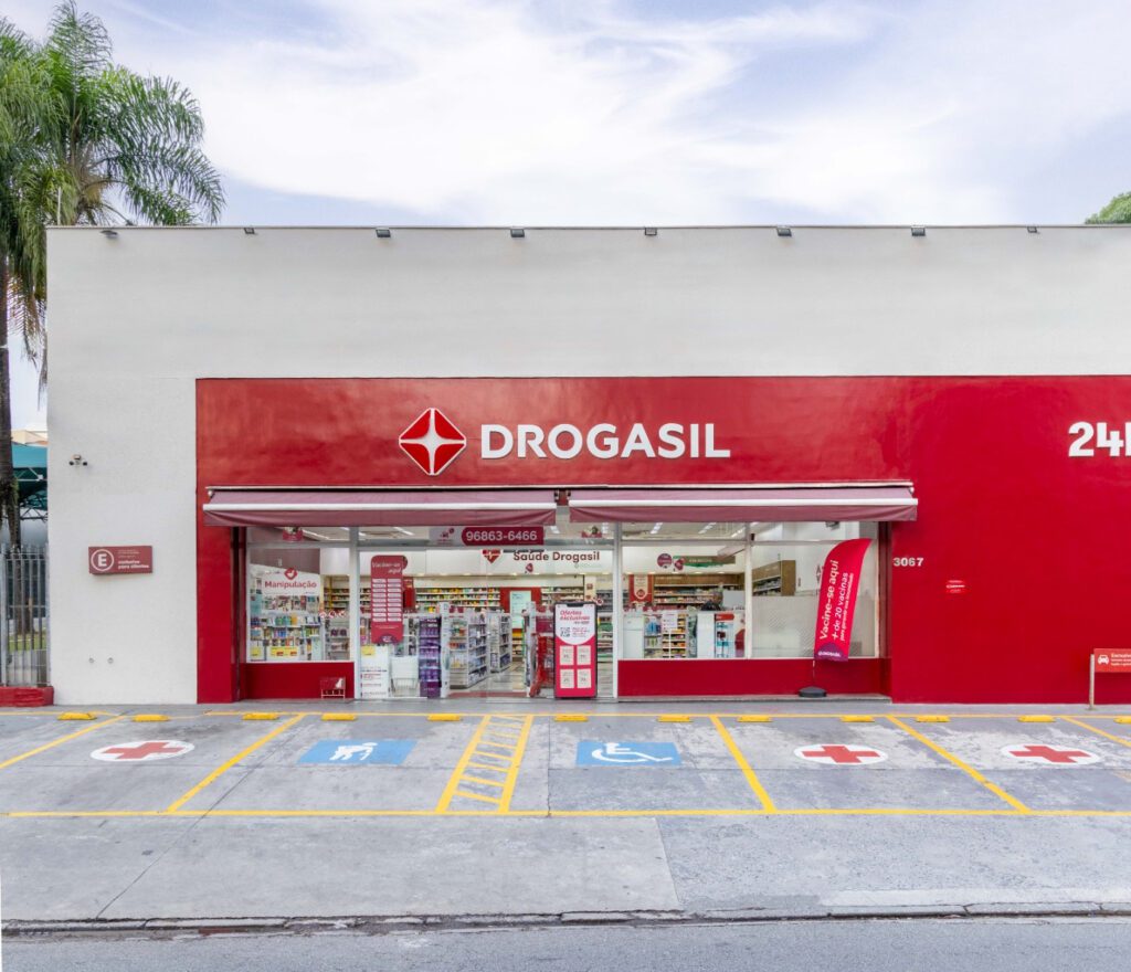 RD Saúde atinge a marca de 400 salas de vacinação e planeja 350 novas lojas neste ano