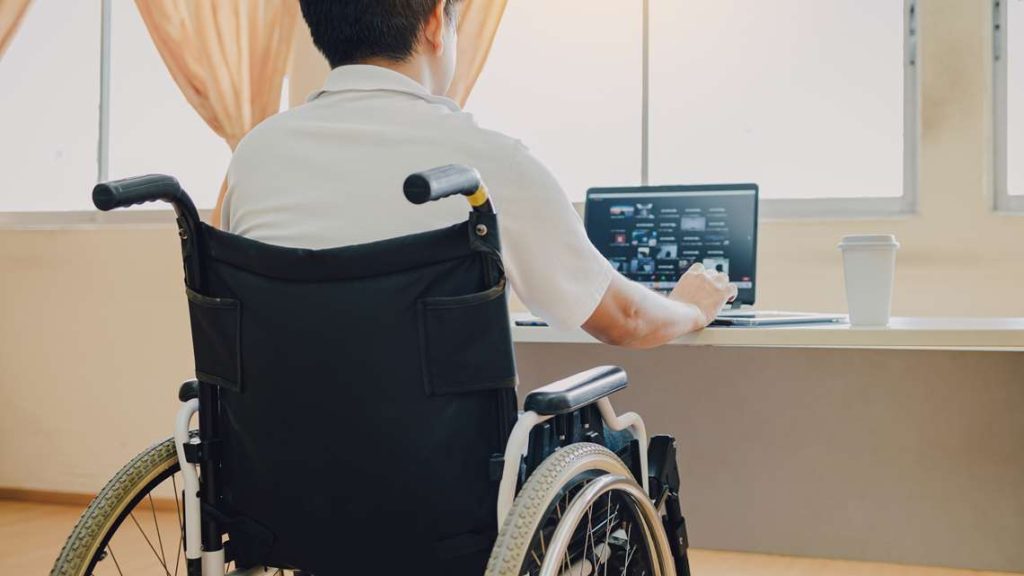 Mercado Livre abre inscrições para curso de tecnologia voltado para PCDs