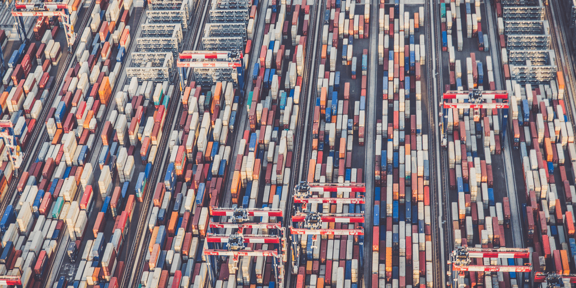 Importações brasileiras vinda dos EUA cresceram mais que as do resto do mundo