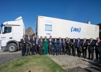 JBS faz primeiro embarque de carne bovina ao Vietnã