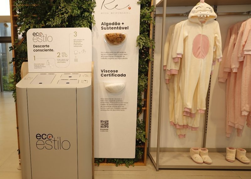 Renner lança campanha de descarte de roupas com pontos de coleta em suas lojas