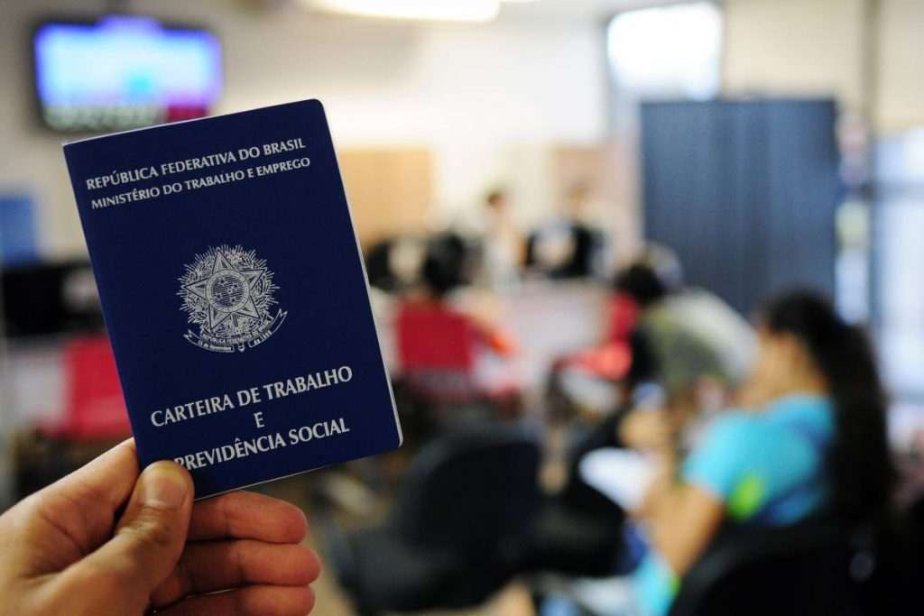 Escala 6x1: cerca de 51% das empresas do setor do comércio utilizam o modelo