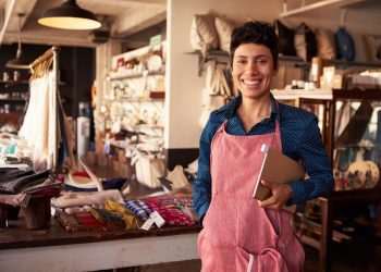 É possível salvar o pequeno lojista dos shopping centers?