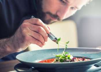 serviços de alimentos & bebidas na hotelaria