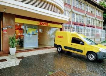 DHL e Clique Retire