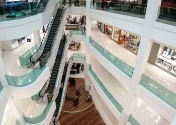 Fundos imobiliários de shoppings desabam, mas podem ser oportunidade