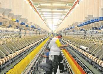 Retomada efetiva do setor têxtil e de confecção prevista para 2021