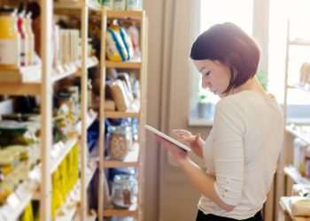 Maximizando lucros: a arte da gestão de estoques em 5 passos