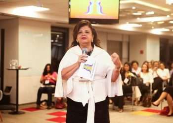 Violência contra a mulher também é assunto das empresas, diz Luiza Helena Trajano