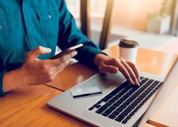 Semana Brasil: e-commerces faturaram R$ 5,3 bilhões, aponta Social Miner