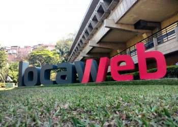 Locaweb adquire Social Miner após abrir capital