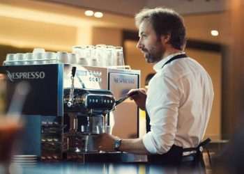 Nespresso Professional investe em ações de apoio setor de cafeterias e restaurantes