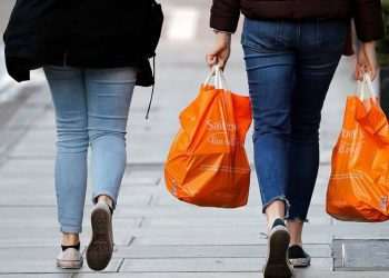Vendas no varejo do Reino Unido sobem 1,5% em setembro