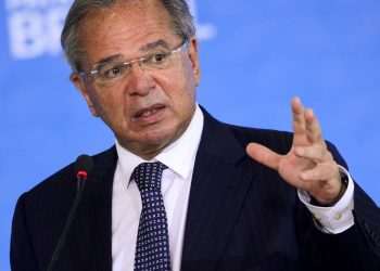 Relações com EUA continuarão com eventual vitória de Biden, diz Guedes