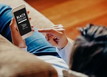 Black Friday: 43% dos consumidores farão compras por aplicativos, aponta pesquisa