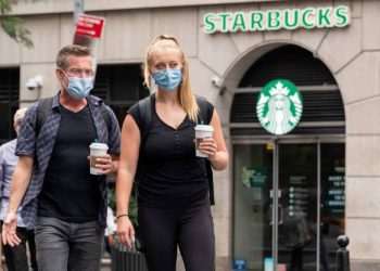 Starbucks - Noam Galai_Getty Images