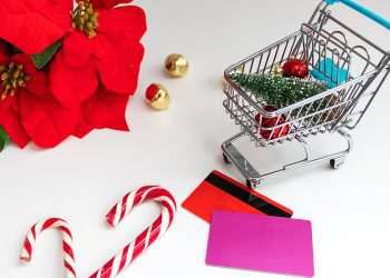 Compras de Natal: 71% pretendem presentear alguém; 21% ainda estão indecisos