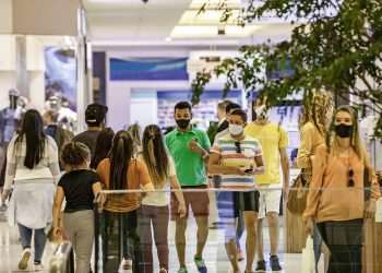 Com menos restrições, shoppings esperam alta de 370% nas vendas de Dia das Mães