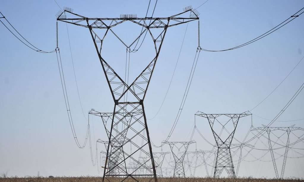 Com alta da energia, mercado já projeta inflação de até 6,7% no ano