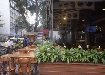 São Paulo autua mais de 40 estabelecimentos por descumprimento do toque de restrição