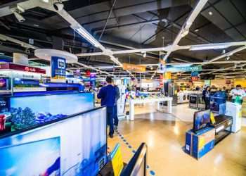 Gigantes do varejo podem relançar movimento "Não Demita", criado em 2020