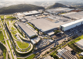 Fiat avalia parar parte da produção em Betim