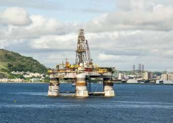 Indústria do Rio aposta na retomada do setor de petróleo no 2º semestre