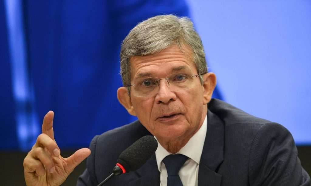 Joaquim Silva e Luna toma posse como presidente da Petrobras