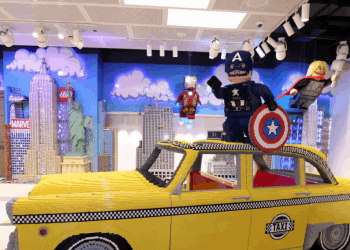 Lego inaugura flagship em Nova York, que vai inspirar mais de 100 unidades pelo mundo