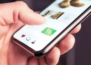 Famílias das classes C e D começaram a comprar pela internet na pandemia