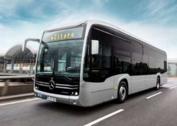 Mercedes-Benz anuncia que vai produzir ônibus elétrico no Brasil