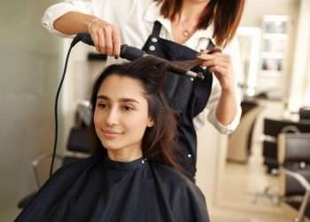 Insitituto Embelleze quer levar cursos profissionalizantes a salões de beleza de todo o país