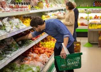 Supermercados paulistas criam 7.680 postos de trabalho no primeiro semestre