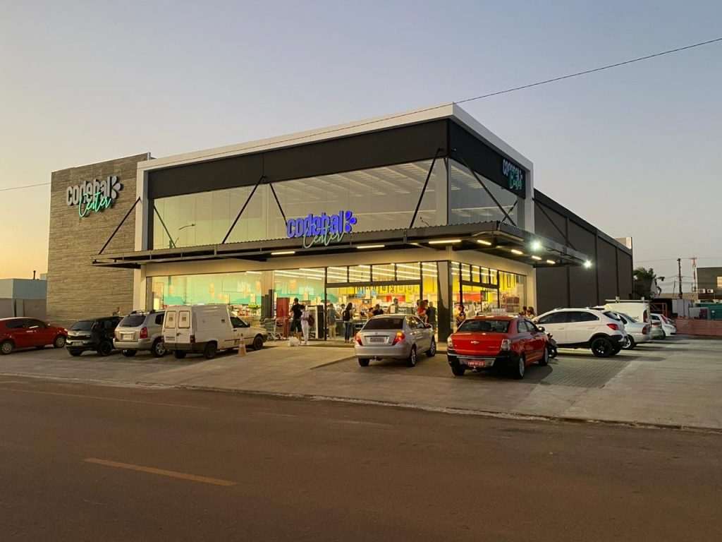 Supermercados de bairro se adaptam e crescem na pandemia