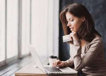 Pandemia pode impactar desempenho do varejo no fim de ano, alerta estudo do IBV