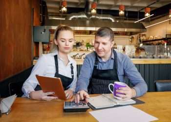 Foodservice: apostar de novo ou vender a operação?