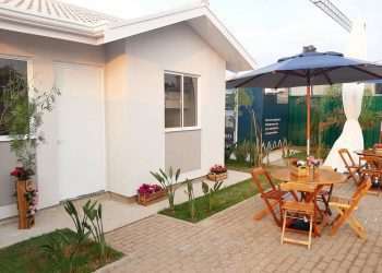 Tenda planeja construção de 10 mil casas de madeira ao ano