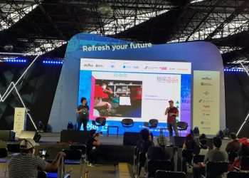 Núcleo de Tecnologia do MTST dá curso de desenvolvimento para jovens