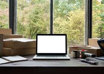 Sacoleiros digitais usam marketplaces para não pagar impostos