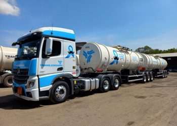 Novembro Azul: TransJordano personaliza caminhão em campanha de prevenção