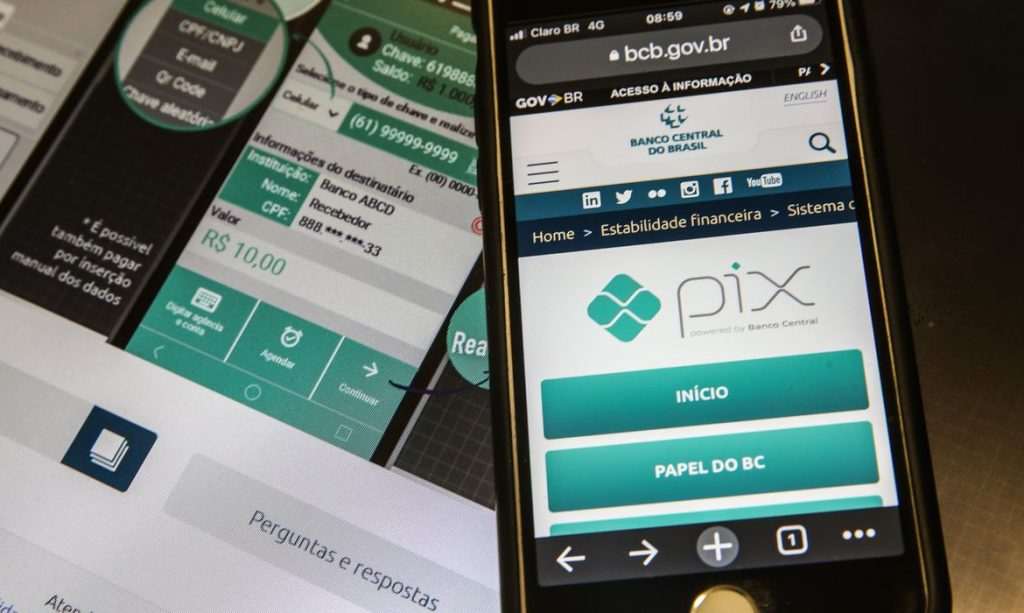Pix bate recorde e supera 200 milhões de transações em um dia