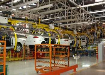 Fiat vê melhora no abastecimento de peças e antecipa volta de operários