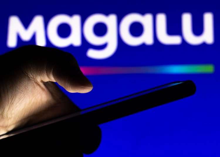 "Tempestade perfeita" da economia faz Magalu perder 75% de seu valor