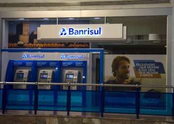 Nova onda de covid fecha agências bancárias em vários Estados