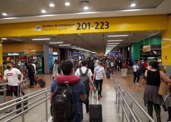 Após 27 meses, oferta de voos no mercado doméstico supera pré-pandemia