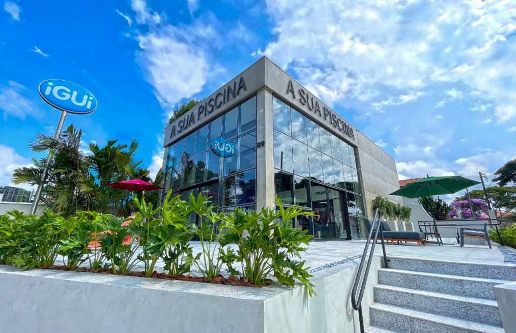 iGUi, fabricante e comercializadora de piscinas, inaugura primeira loja-conceito em São Paulo