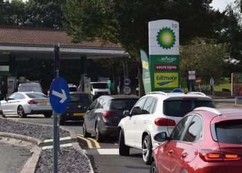 Câmara aprova projeto que muda cobrança do ICMS sobre combustíveis