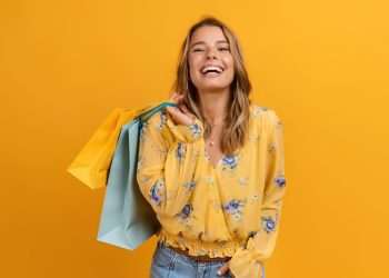 Varejistas dão até 80% de desconto para impulsionar o Dia do Consumidor